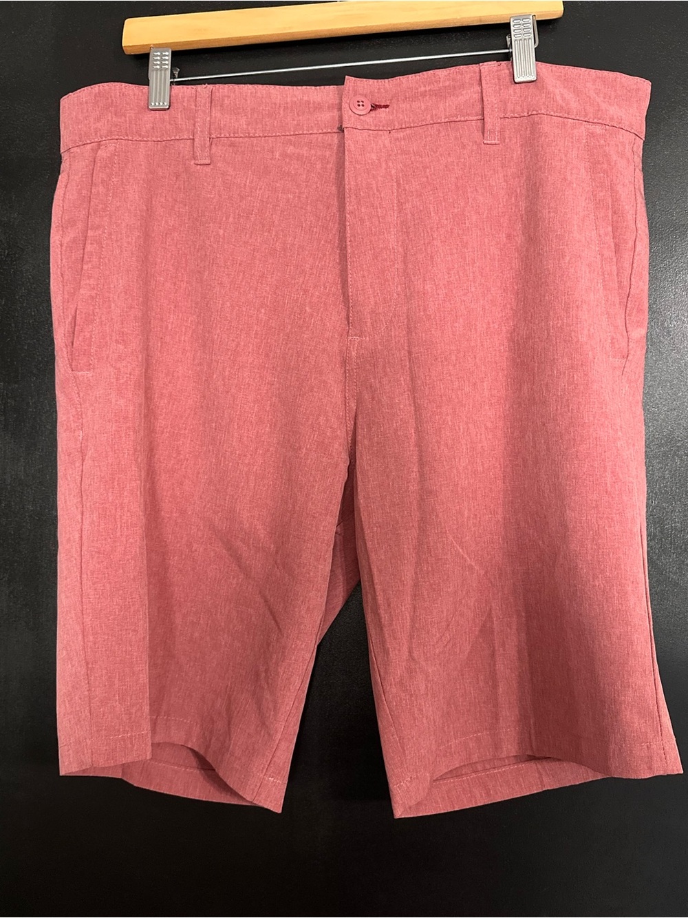 Men's Heathered red shorts